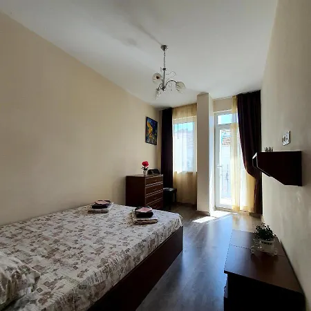 Apartment High Esteta Mini Burgas